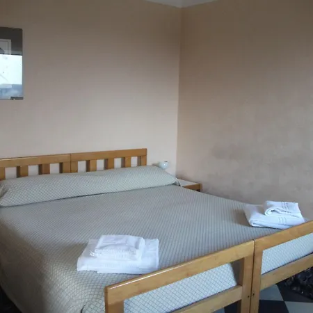 Siloe Aparthotel 4*