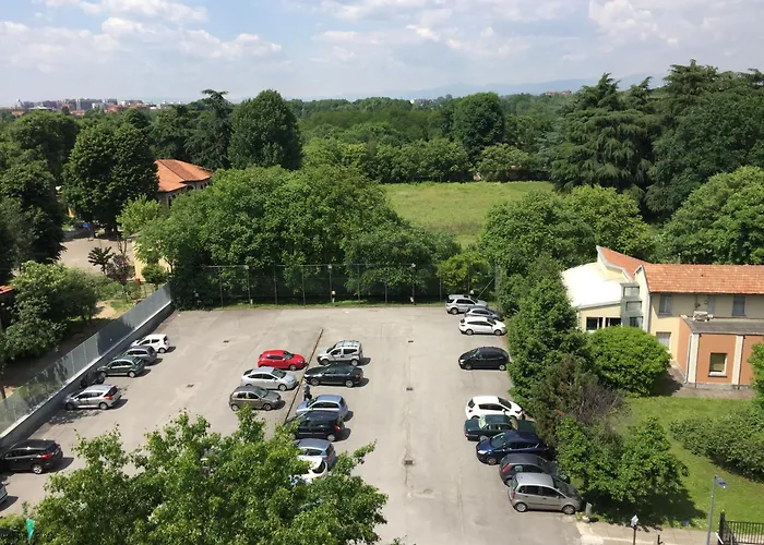 レジデンス シロエ 3* ミラノ