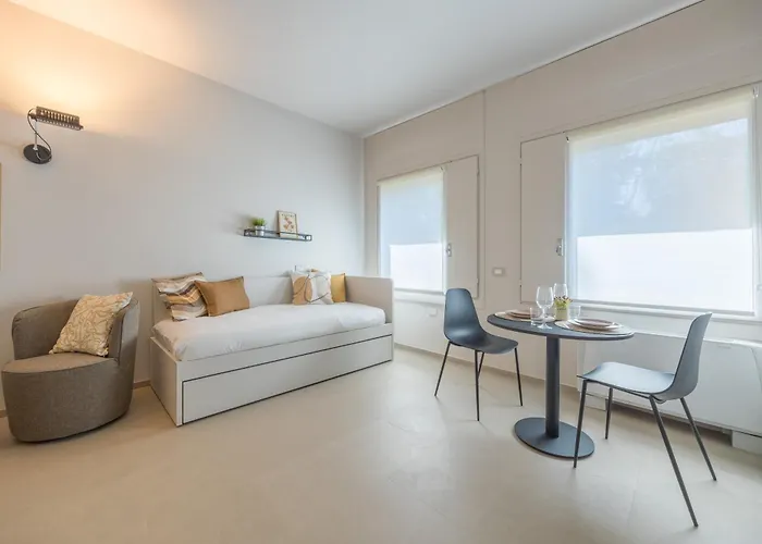 レジデンス シロエ 3*