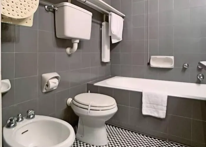 レジデンス シロエ 3* ミラノ