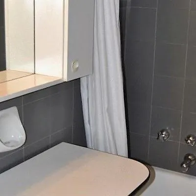 アパートホテル レジデンス シロエ 3*