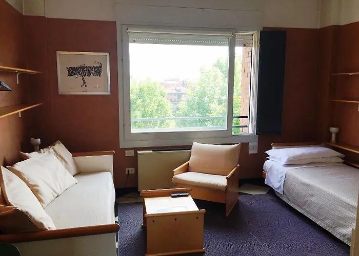 アパートホテル レジデンス シロエ 3*