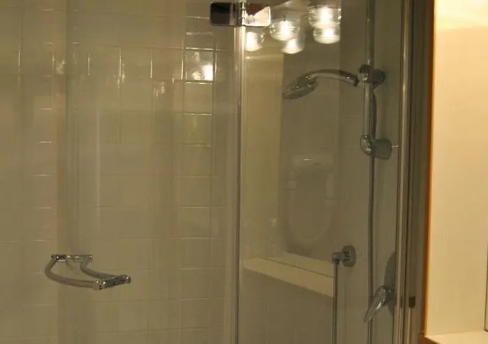 アパートホテル レジデンス シロエ 3*