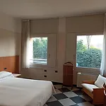 希洛耶住宅酒店 3*